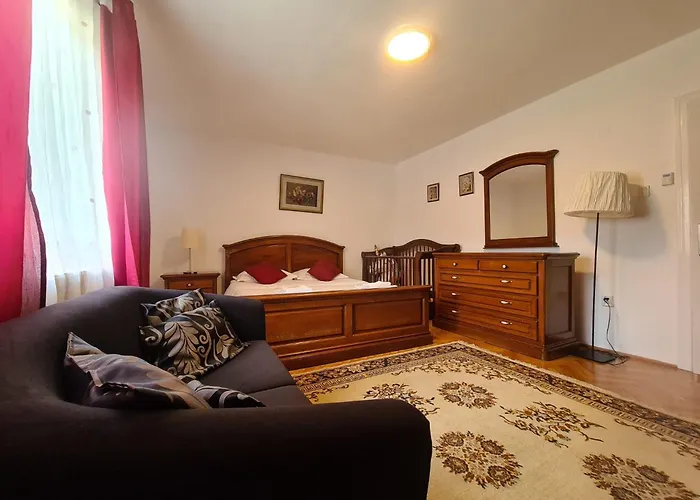 Lelia Residence Apartments